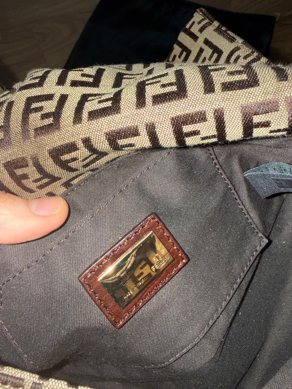 펜디 주카 맘마백 (정품)  상품이미지3