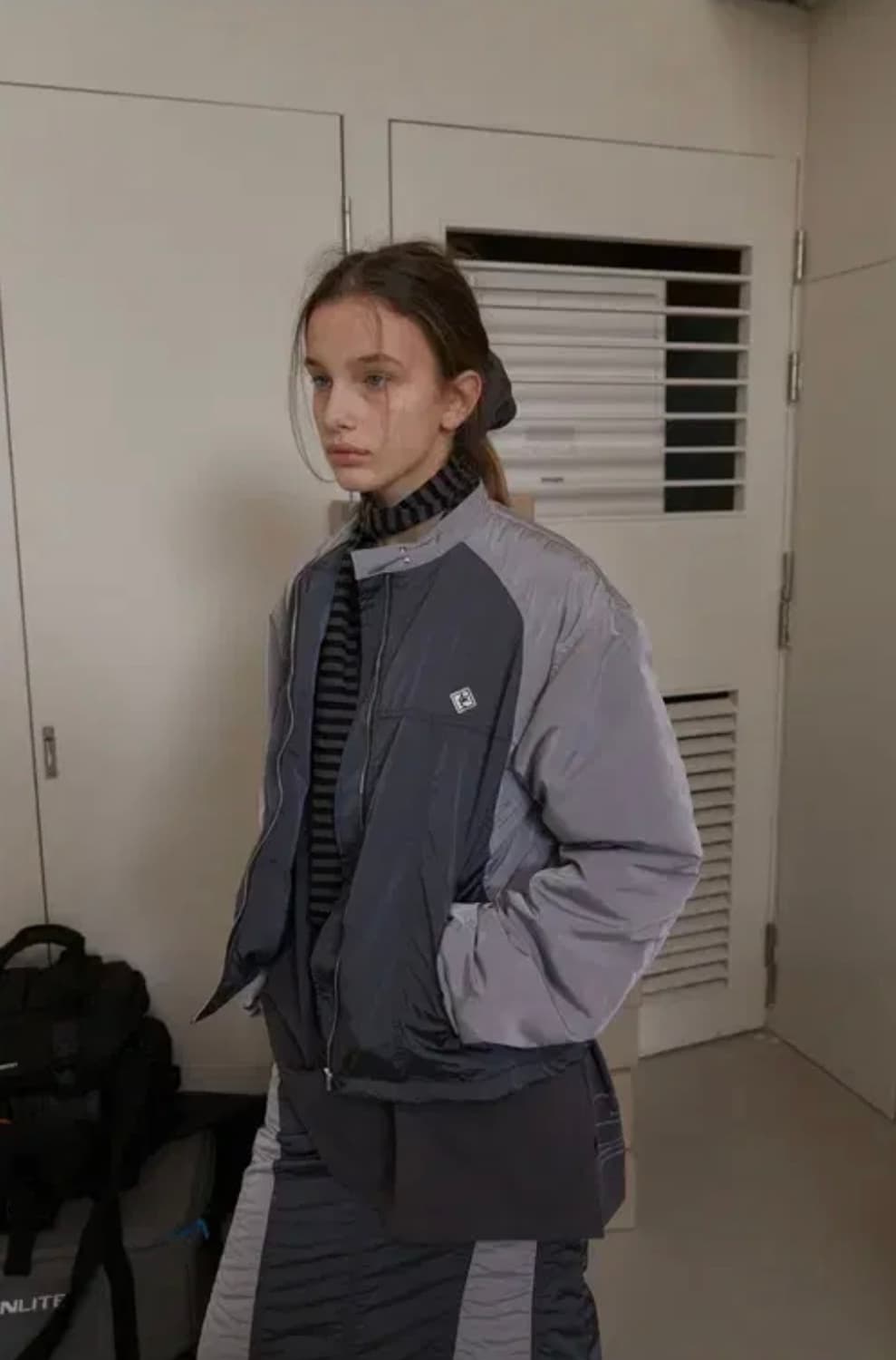 노컨텐츠 Raglan Windbreaker Jumper_Charcoal 상품이미지3