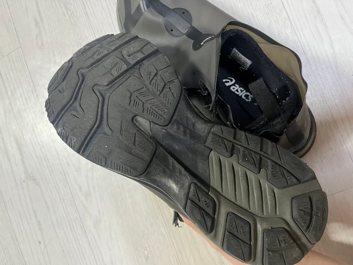 아식스 x 비비안웨스트우드 콜 라보 젤카야노 27LTX 상품이미지10