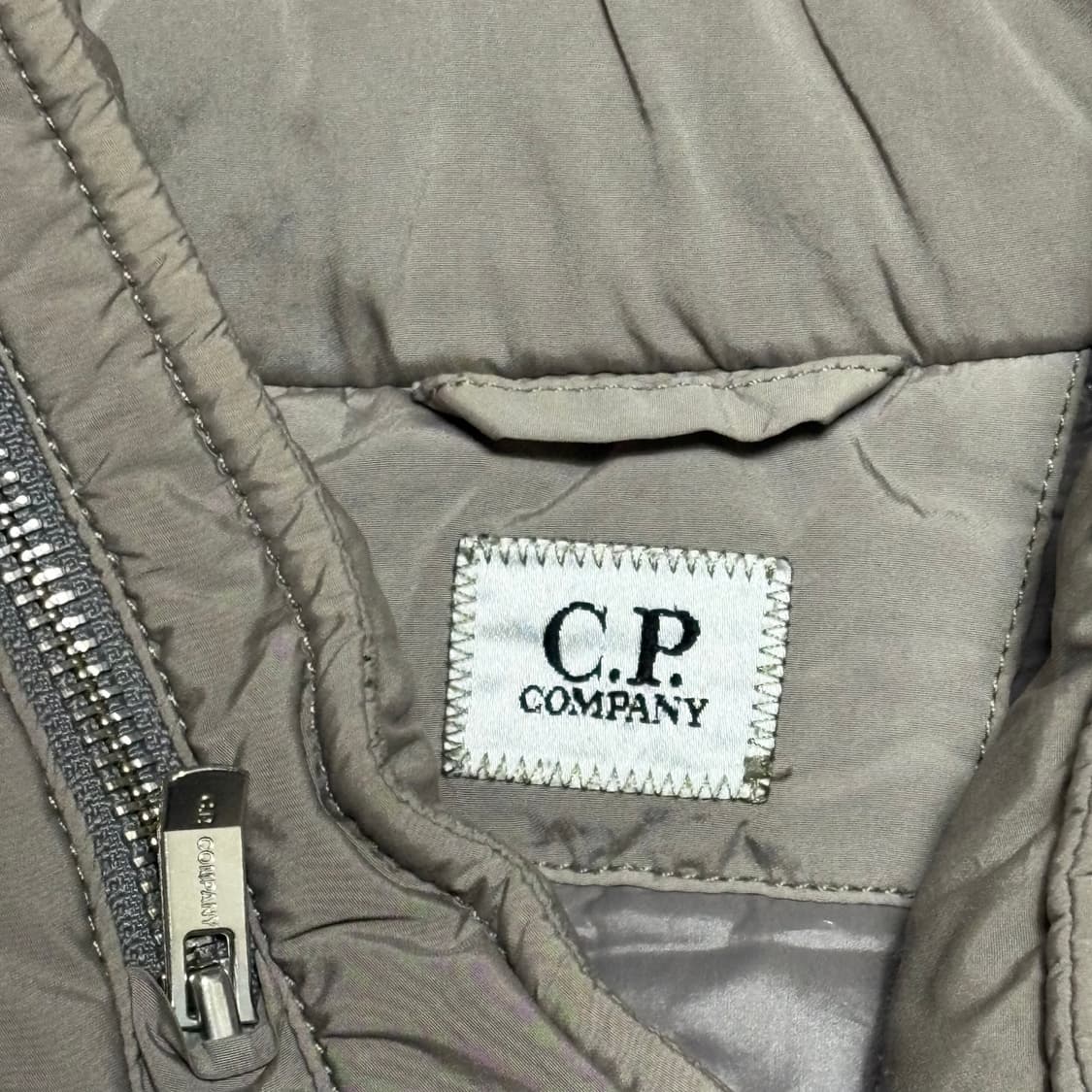 105 C.P.컴퍼니 NYCRA 스트레치 나일론 쉘 자켓 상품이미지4