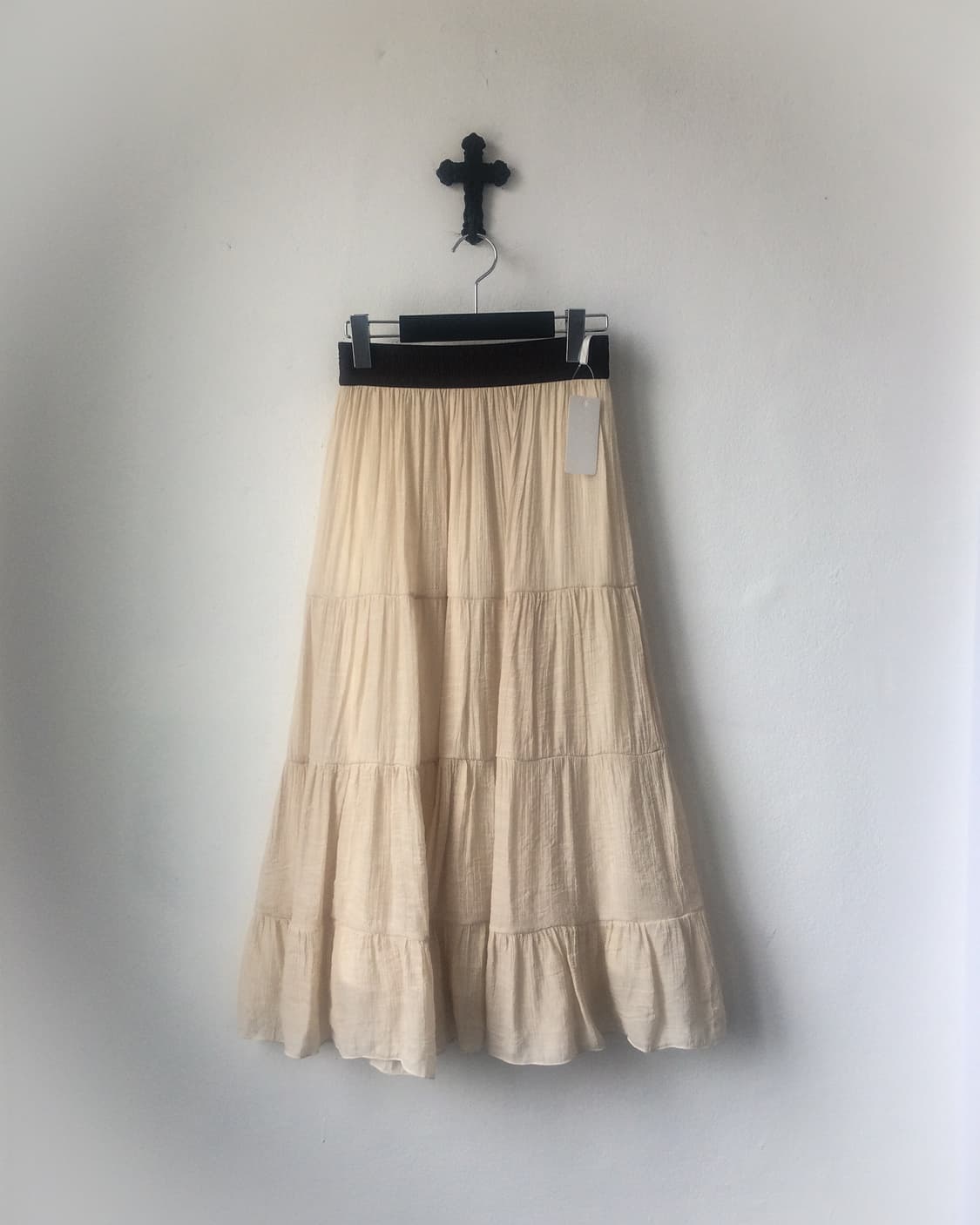 Beige long skirt 상품이미지1