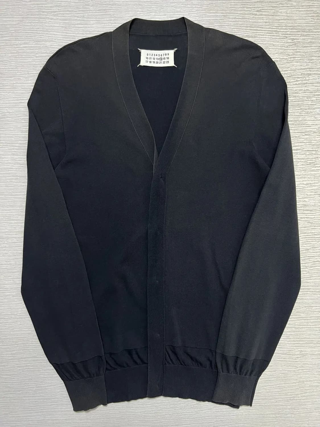 Reverse Cardigan 상품이미지2