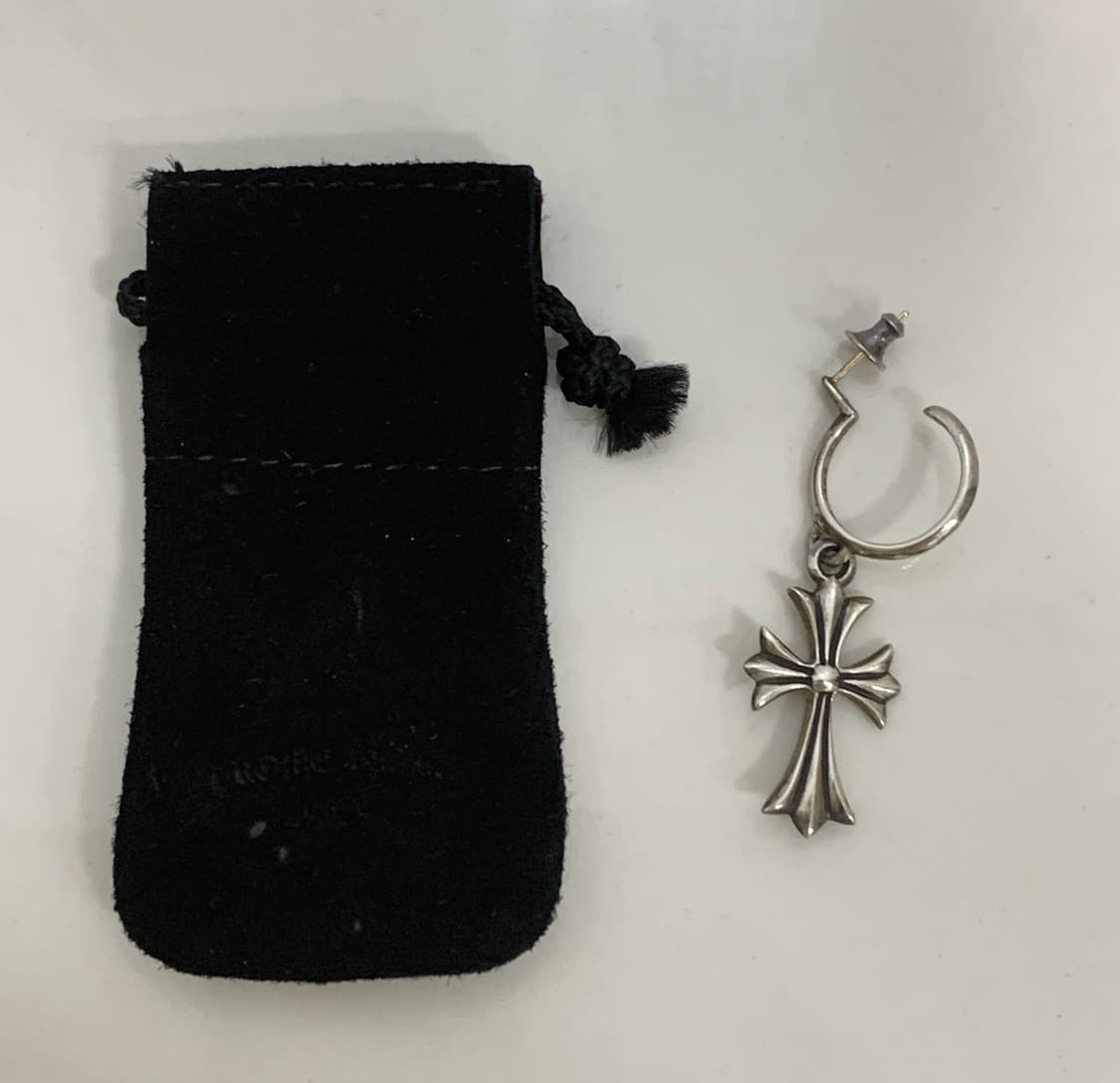 [OS] 크롬하츠 타이니 CH 크로스 후프 이어링 귀걸이 귀고리 상품이미지2