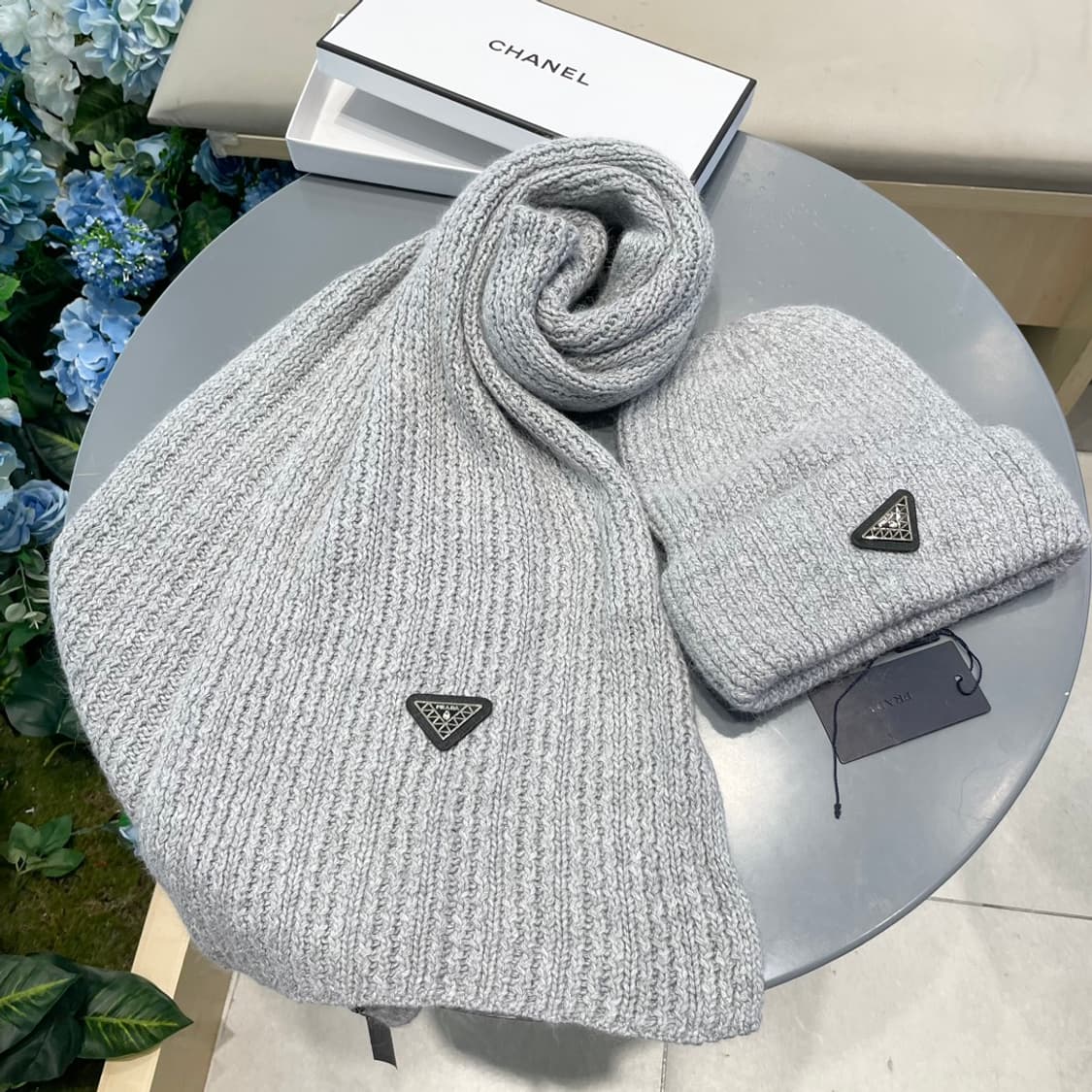 프라다 클래식 세트 [모자 & 스카프] 상품이미지6