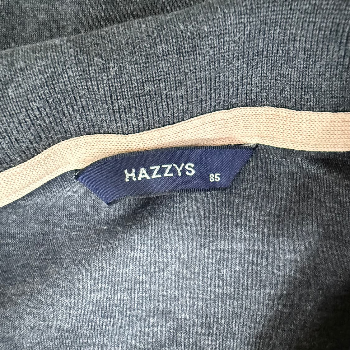 85 헤지스 여성 카라 반팔티 0209T 상품이미지3