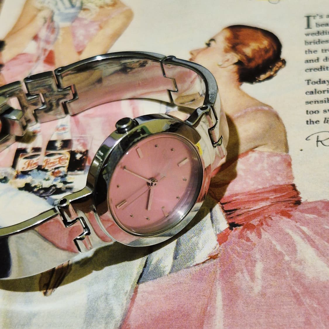 90s 꾸레쥬 스페이지 에이지 핑크 손목시계 상품이미지8