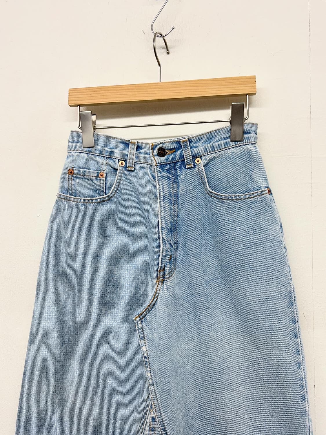 90s 리바이스 오렌지탭 데님 스커트 상품이미지2