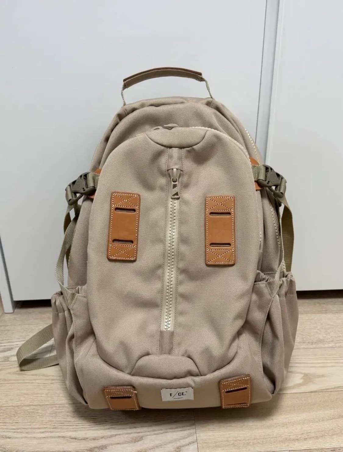 F/CE 950 백팩 베이지 상품이미지1