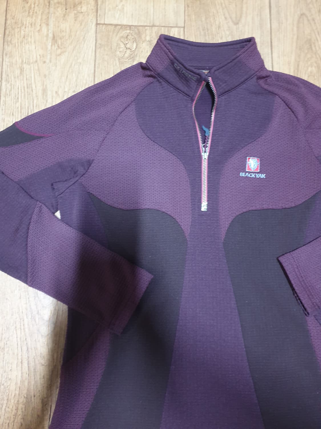 1036 블랙야크 아웃도어 반집업 90 사이즈입니다 상품이미지4