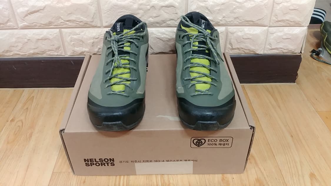 Arc'teryx Acrux FL Shoes - 넬슨 정품 상품이미지1