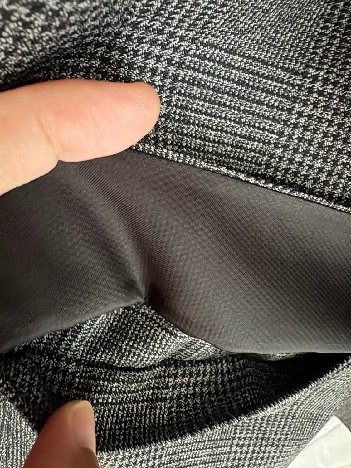 발렌시아가 플루이드 비스코스 개버딘 워시드 체크 블레이저 차콜 상품이미지7