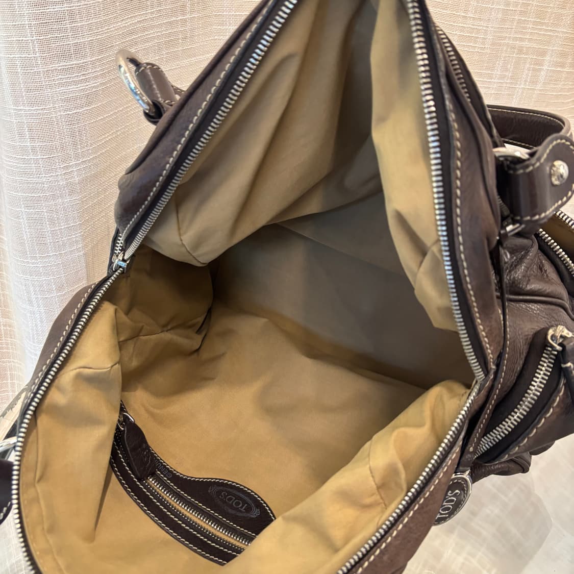 정품 토즈 레더 스티치 토트백     상품이미지9