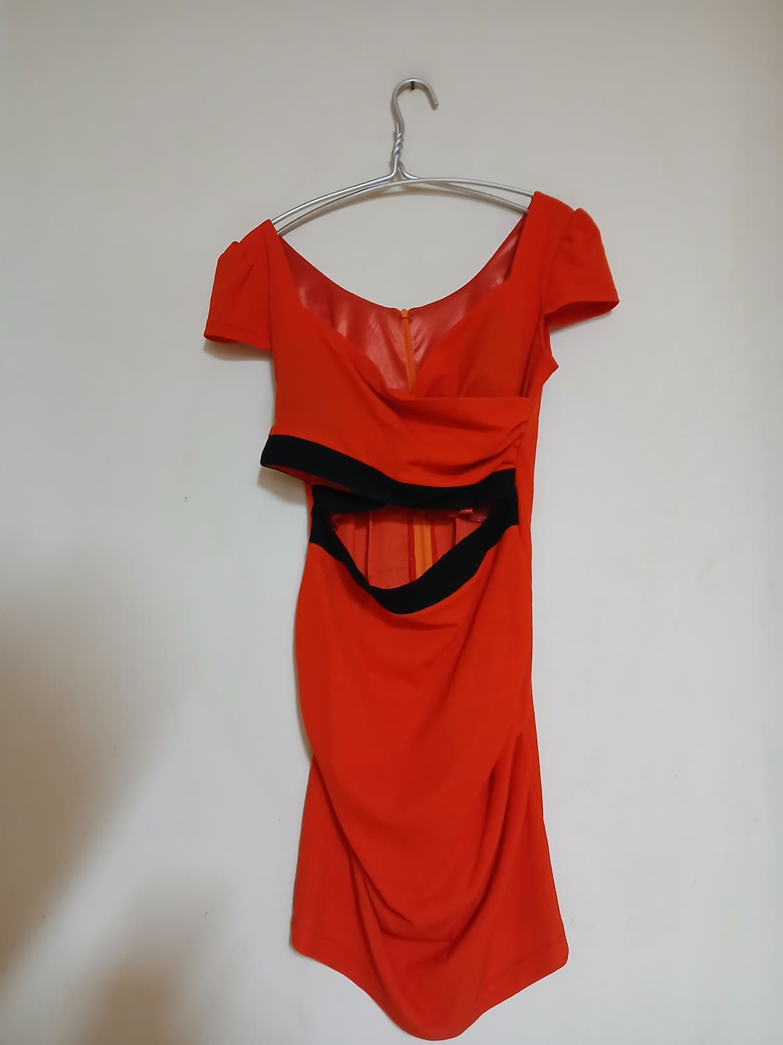 시선 강탈 컷 아웃 크롭 원피스 드레스 섹시 캡 슬림 홀복 파티 클럽룩 상품이미지1