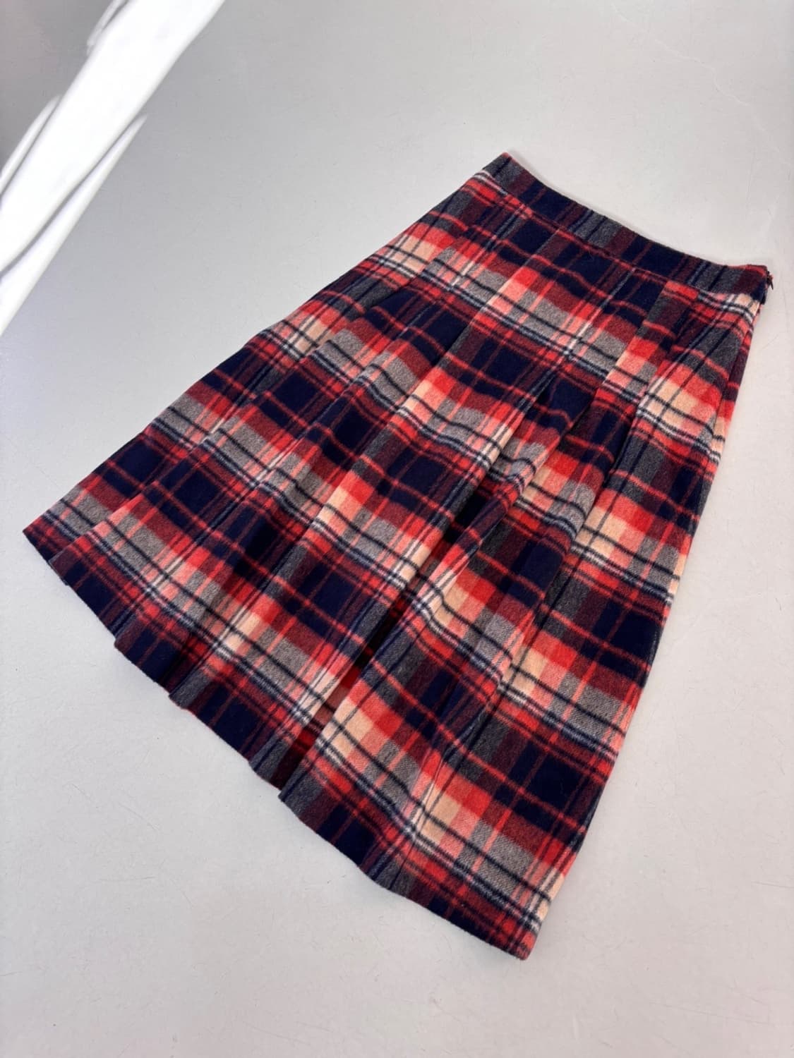 Vintage Essentiel Antwerp Wool Skirt 상품이미지3