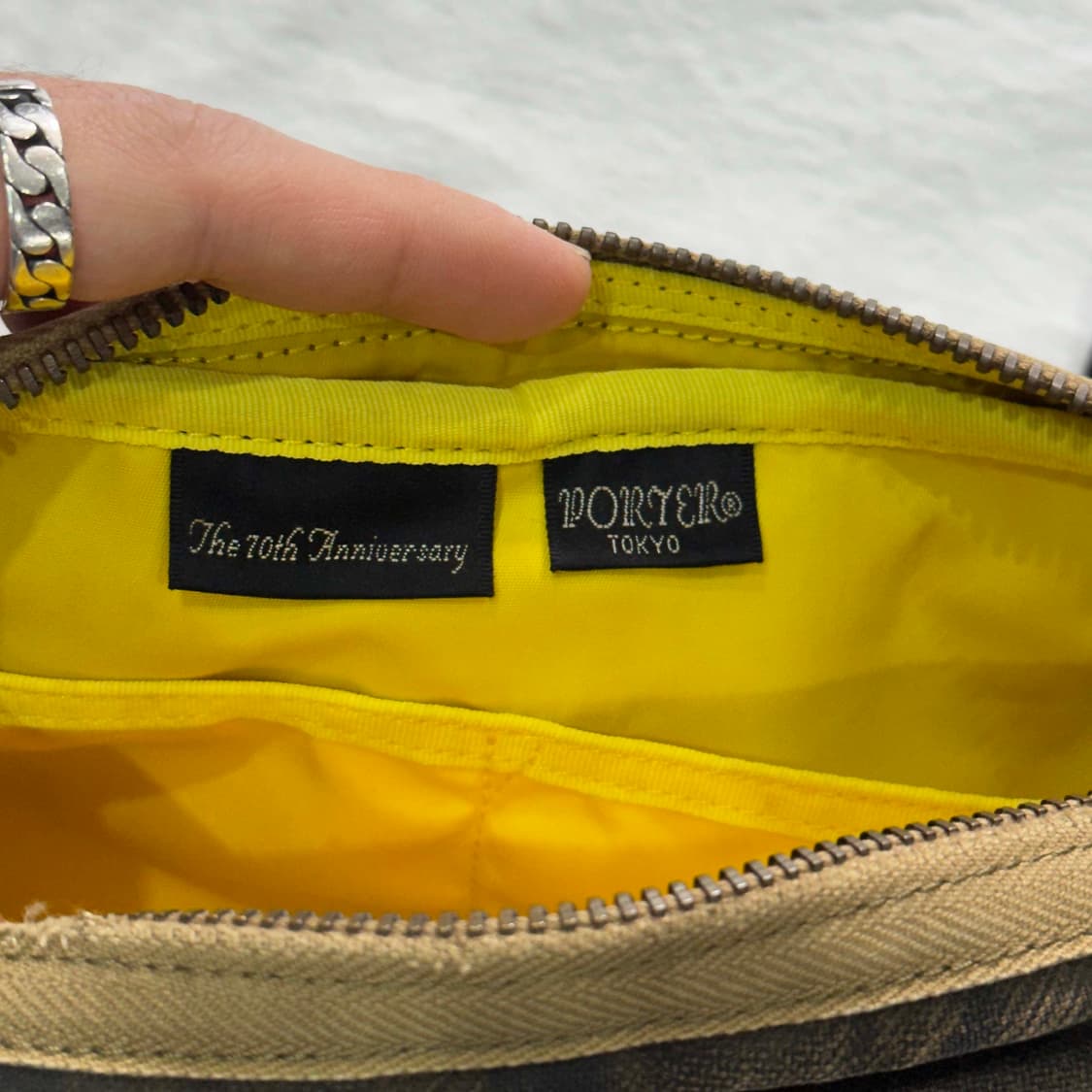 요시다 포터 70주년 그린아이 타이거 카모 숄더백 상품이미지5