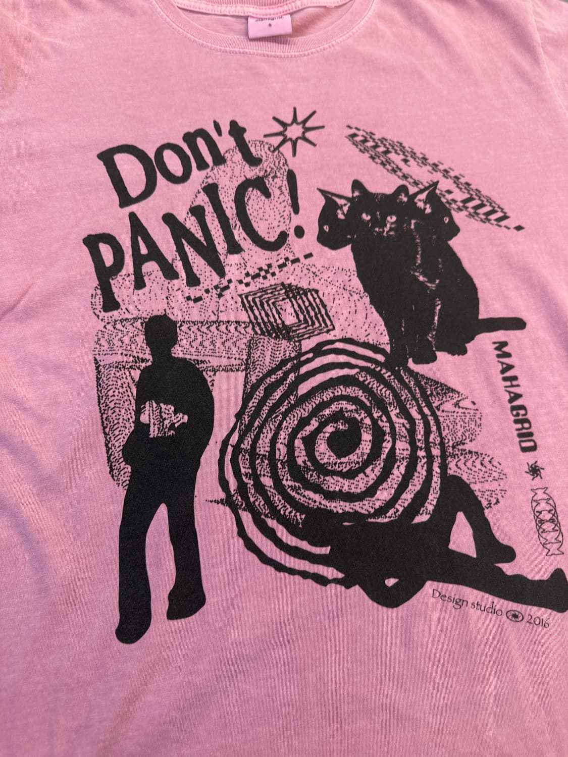 마하그리드 DON’T PANIC 피그먼트 반팔티 S 상품이미지4