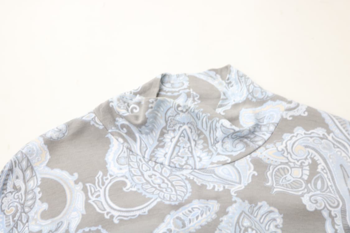 DoCLASSE 도클라세 페이즐리 패턴 하이넥 롱슬리브 티셔츠 상품이미지4