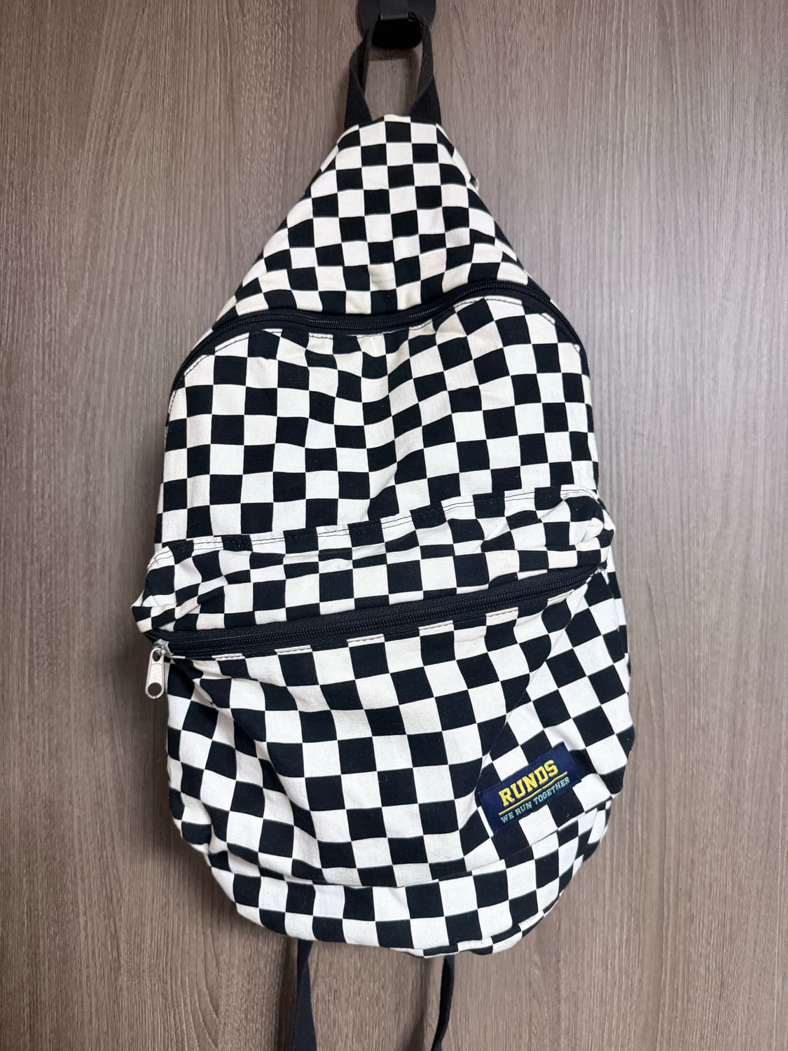 런디에스 체커보드 백팩 상품이미지1