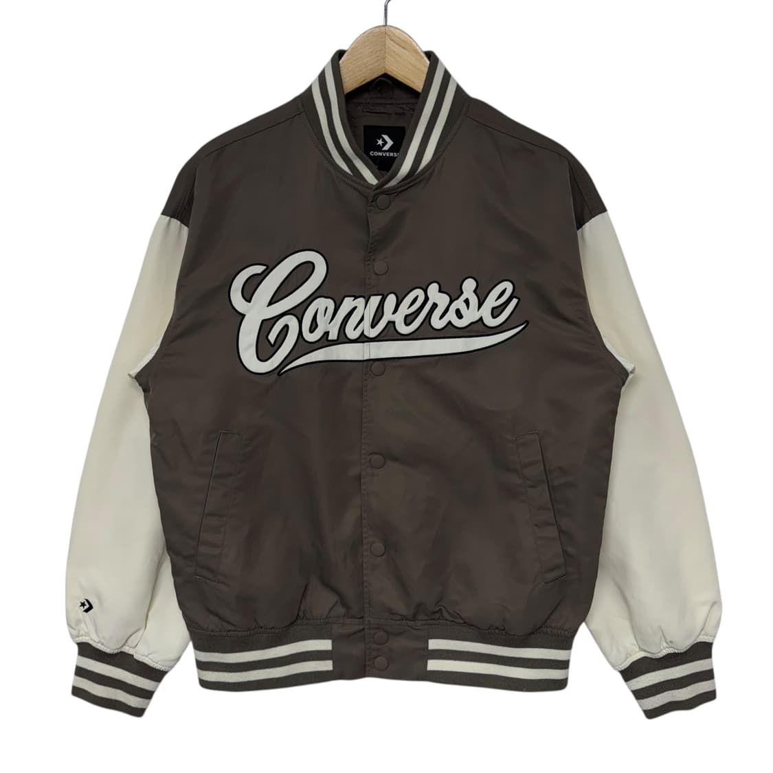 컨버스 로고 사틴 코치 바시티자켓 상품이미지1