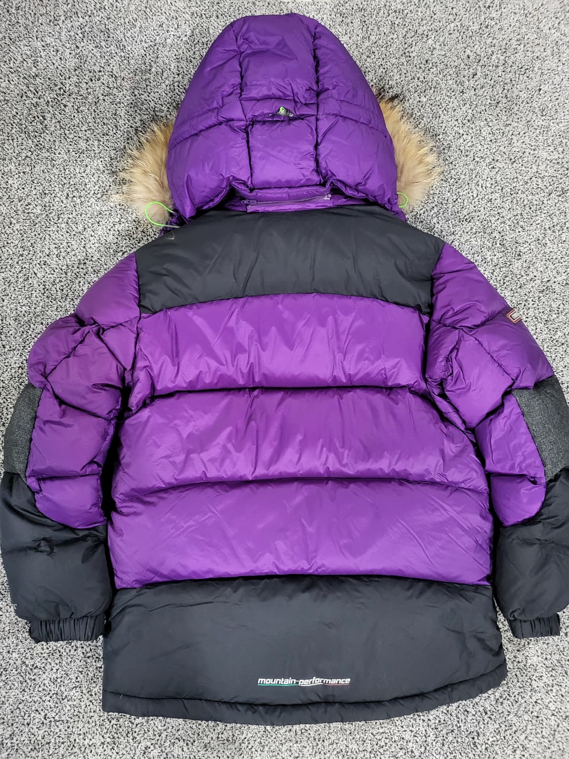 레드페이스 덕다운 재킷 (후드 라쿤 퍼 )  상품이미지3