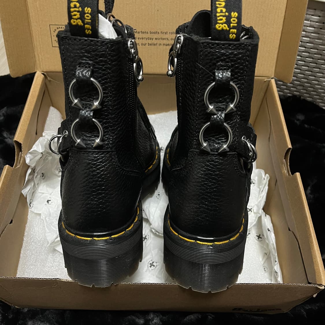 닥터마틴 제이든 HDW 피어싱 부츠 240 uk5 펑크 락시크 상품이미지4