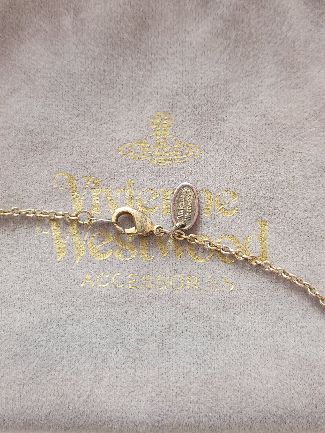 비비안웨스트우드 타이니 메탈 orb 목걸이 상품이미지4