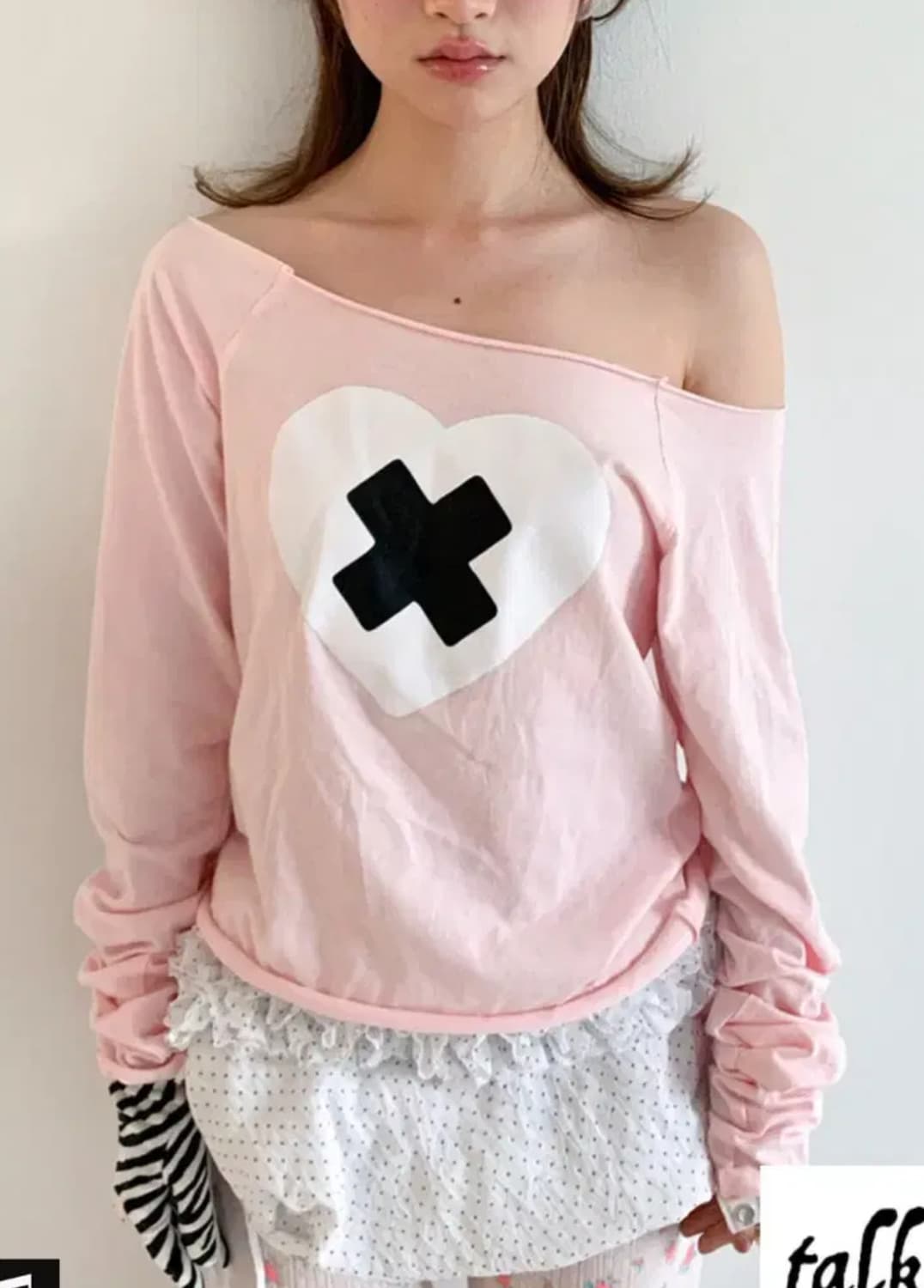 샵페어리 cross heart cut off t-shirt 상품이미지1