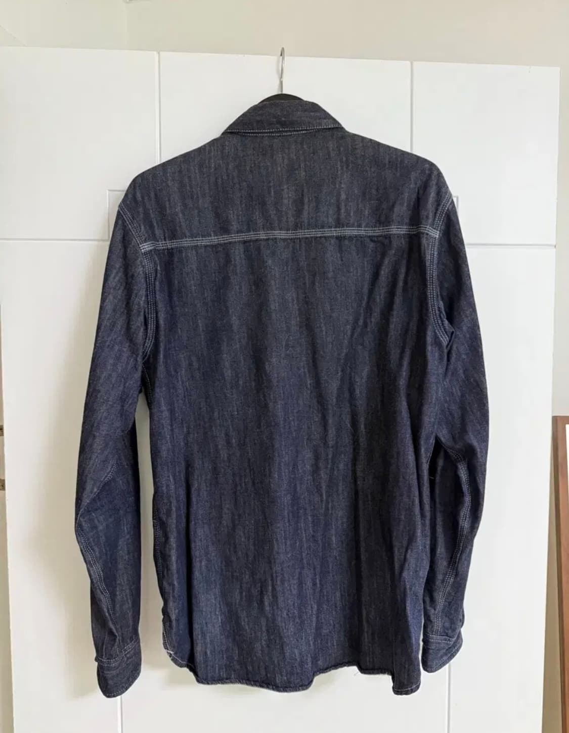 네이버후드 x 칼하트 샴브레이 셔츠 상품이미지2