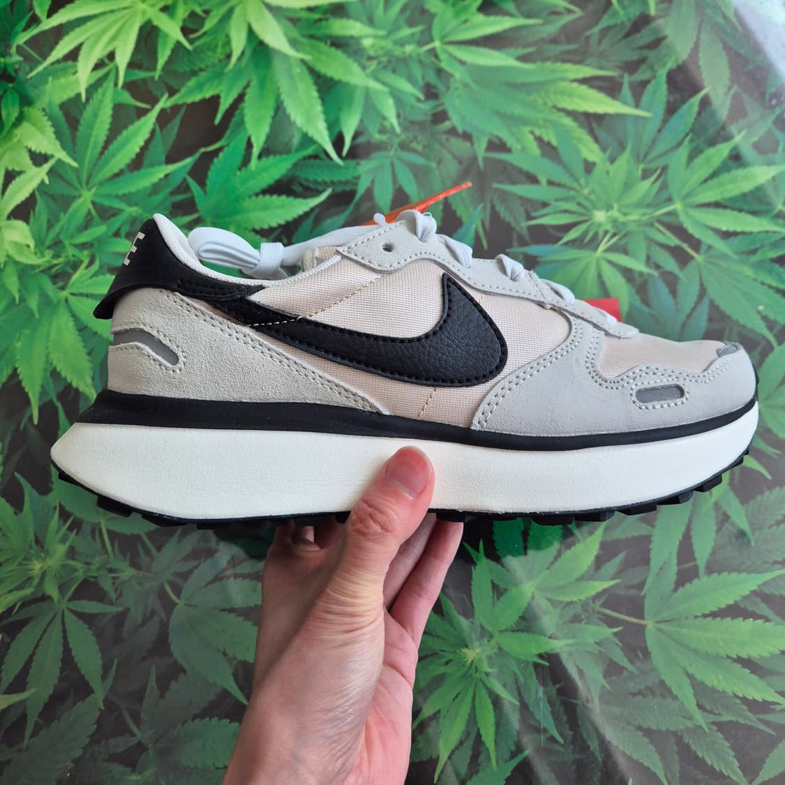 (세일)(새상품) 나이키 피닉스 와플 FD2196 상품이미지4