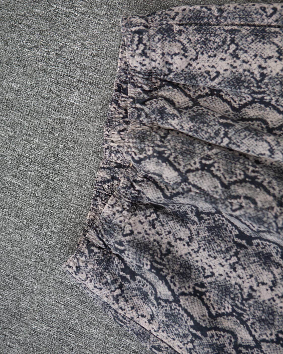 스투시 스네이크 비치팬츠 상품이미지3