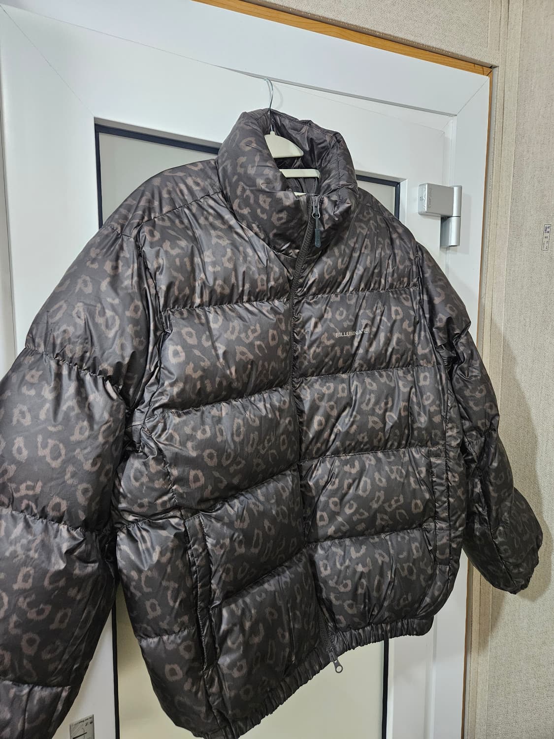 필루미네이트 레오파드패딩 L사이즈 상품이미지2