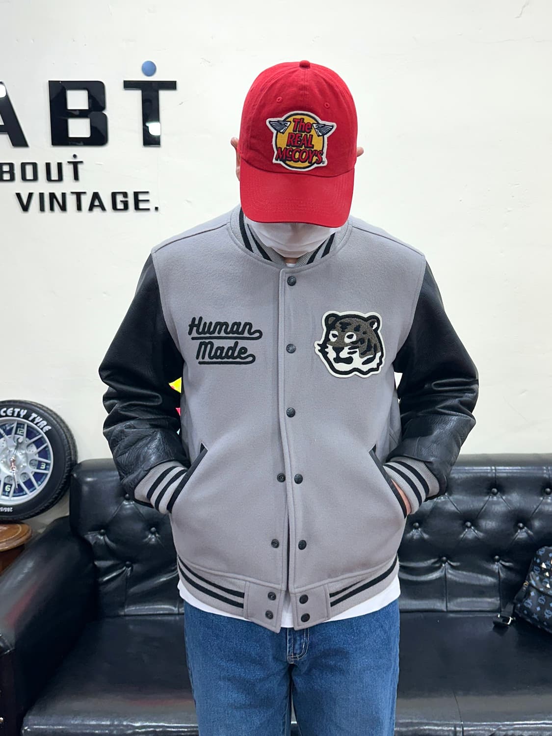 휴먼메이드 호랑이 바시티 그레이 XL 상품이미지1