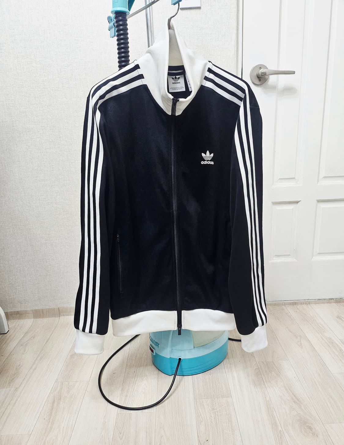 (100)L☆초대장급☆아디다스 베켄바우어 2중지퍼[화이트블랙] 트랙탑져지 상품이미지1