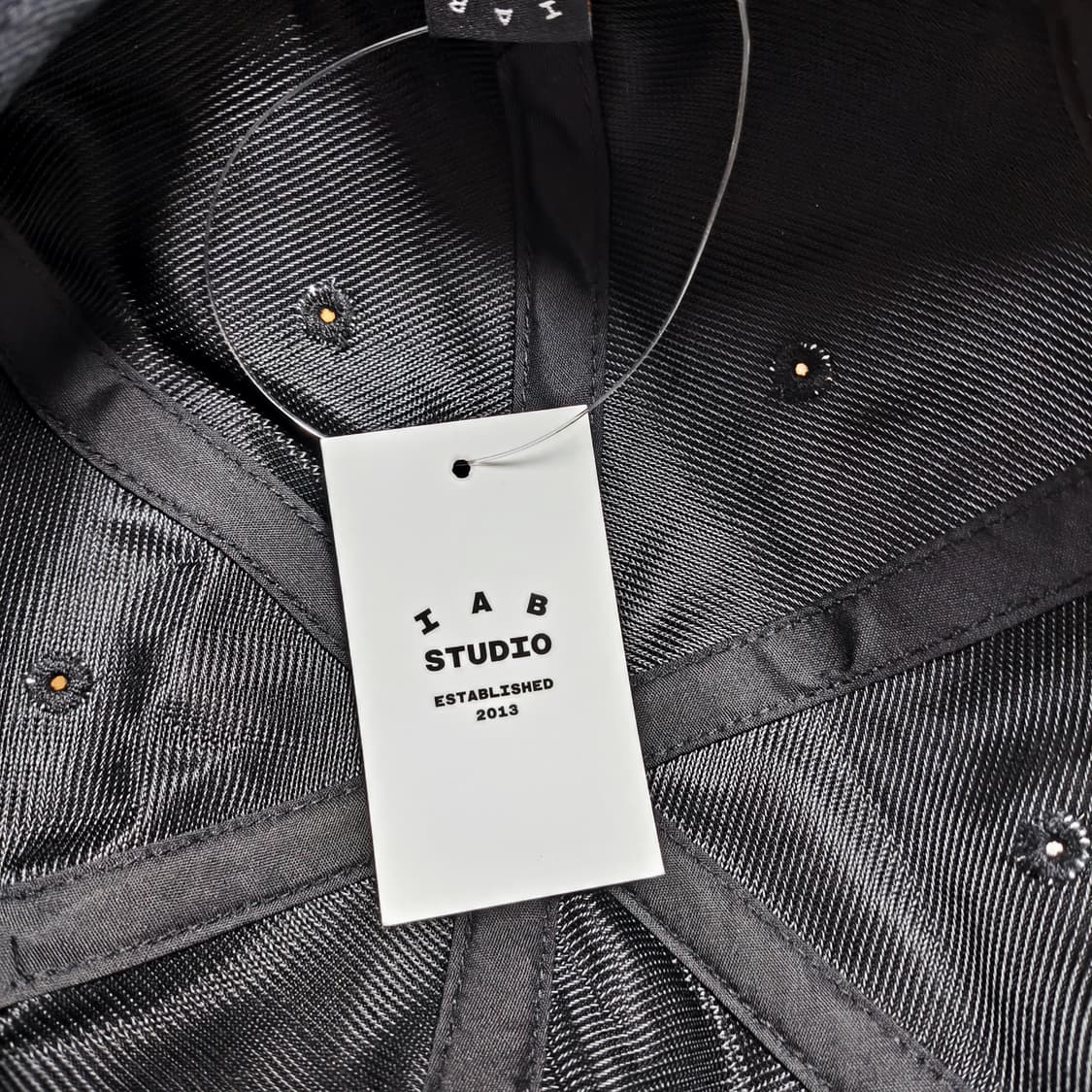 [OS] IAB studio 아이앱 스튜디오 블랙 캡 (새상품) 상품이미지6