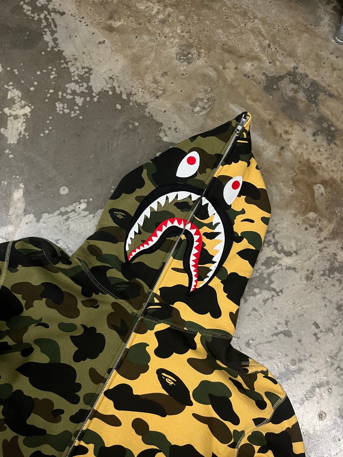 베이프 퍼스트카모 세퍼레이트 샤크후드집업 3XL 상품이미지3