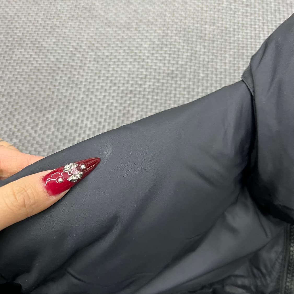 노스페이스 블랙 눕시 패딩 상품이미지2