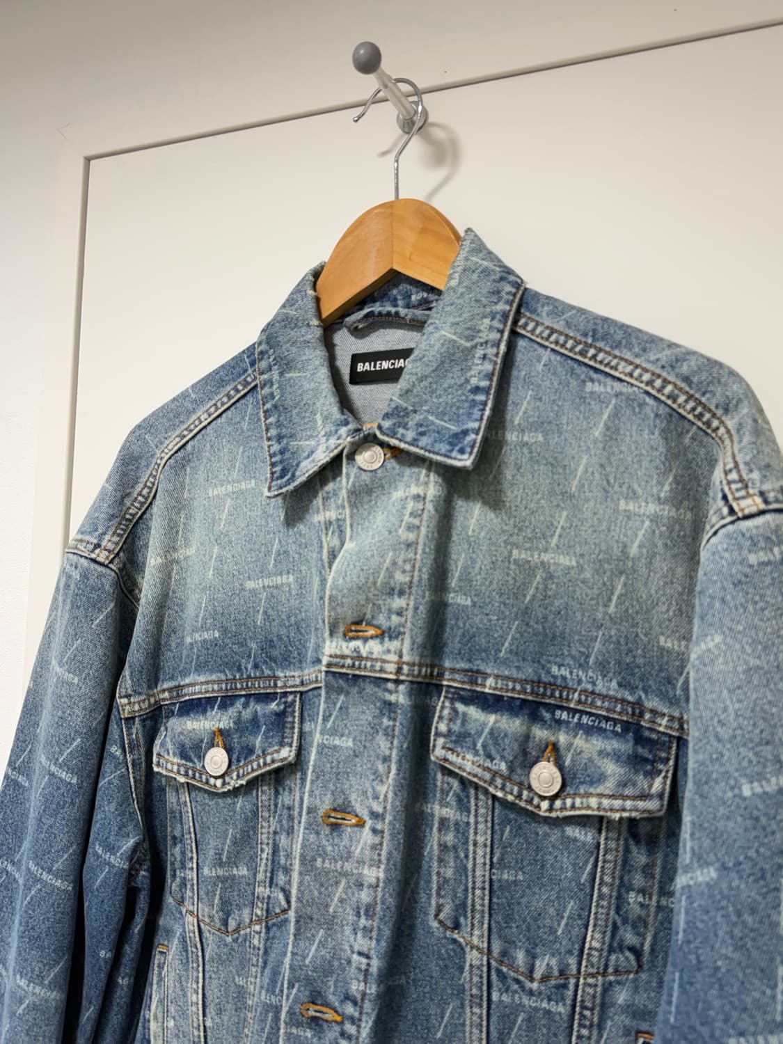 (46)발렌시아가 멀티로고 남성 청자켓  상품이미지2