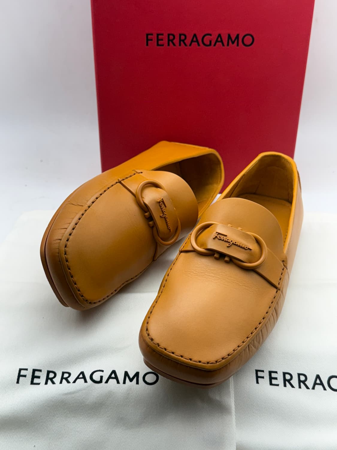 정품)페라가모255 상품이미지5