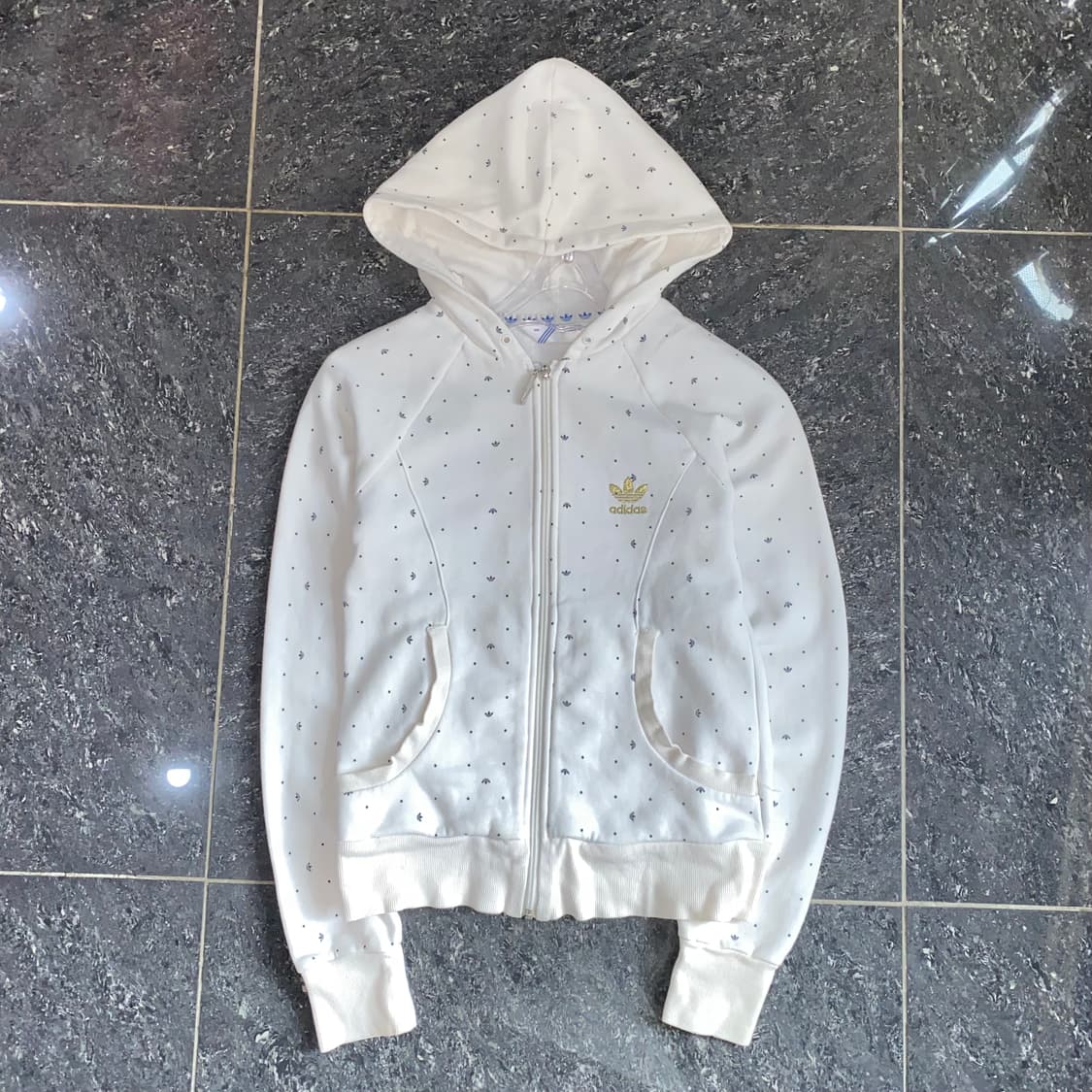아디다스 화이트 멀티로고 딱붙 후드집업 85 상품이미지2