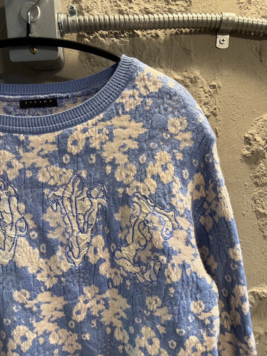 ONE SIZE 시슬리 SISLEY LOVE 자수 니트 스웨터 블루 상품이미지3