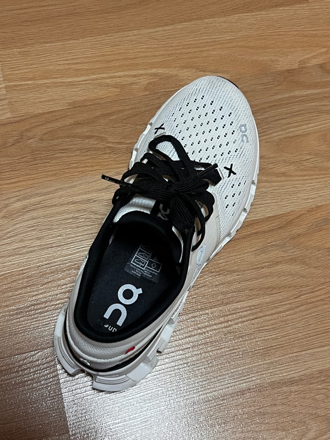 온러닝 클라우드 x4 상품이미지4