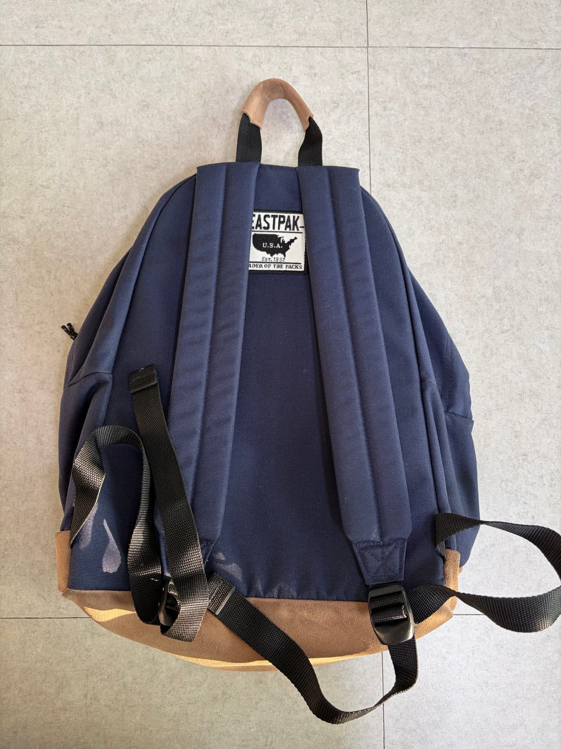 이스트팩 X mmlg 상품이미지2