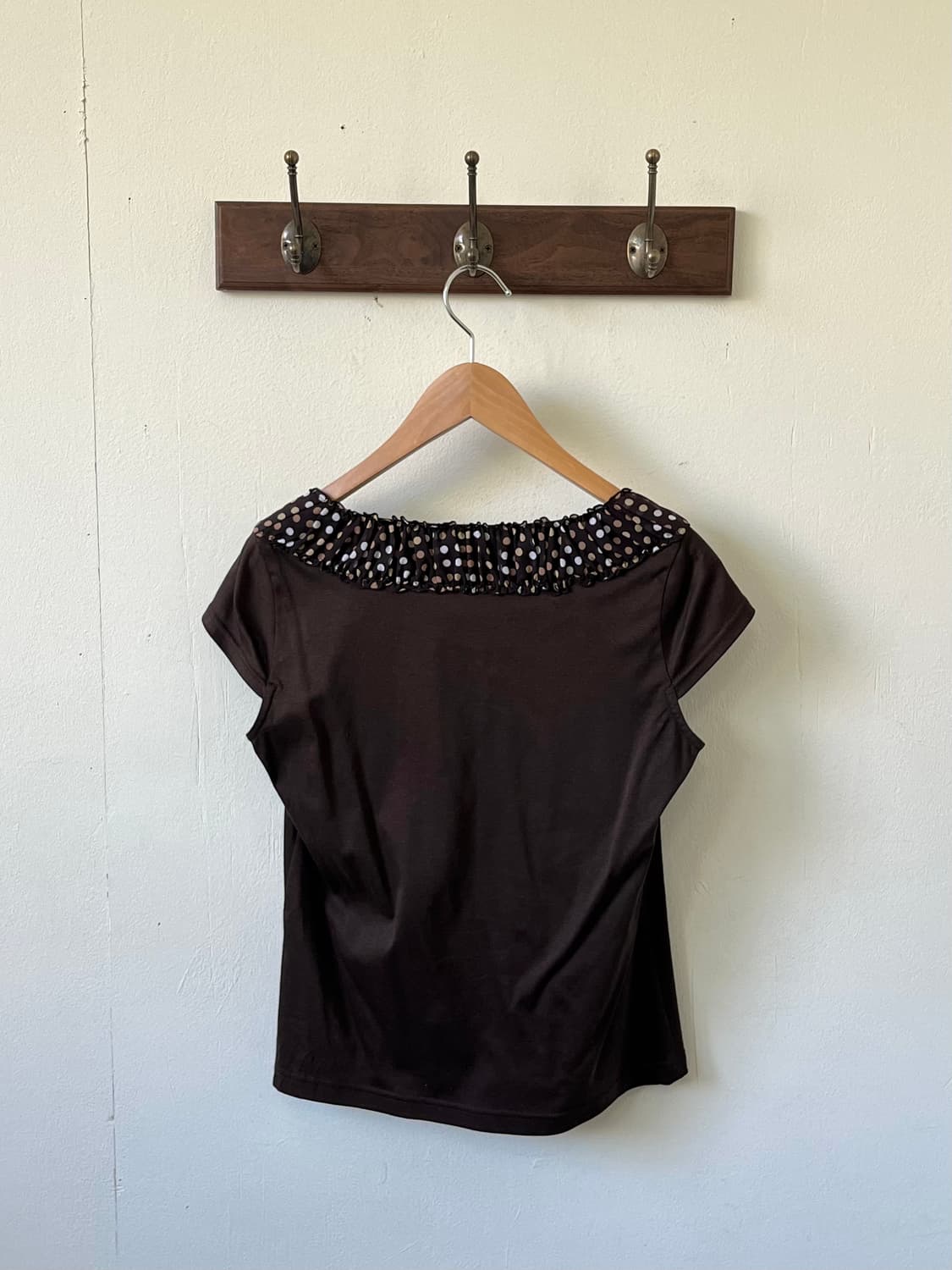 Chris montez 브라운 도트 탑 상품이미지3