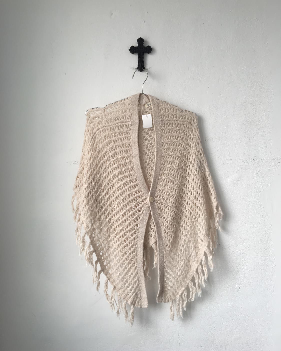 Fringe knit cape 상품이미지2