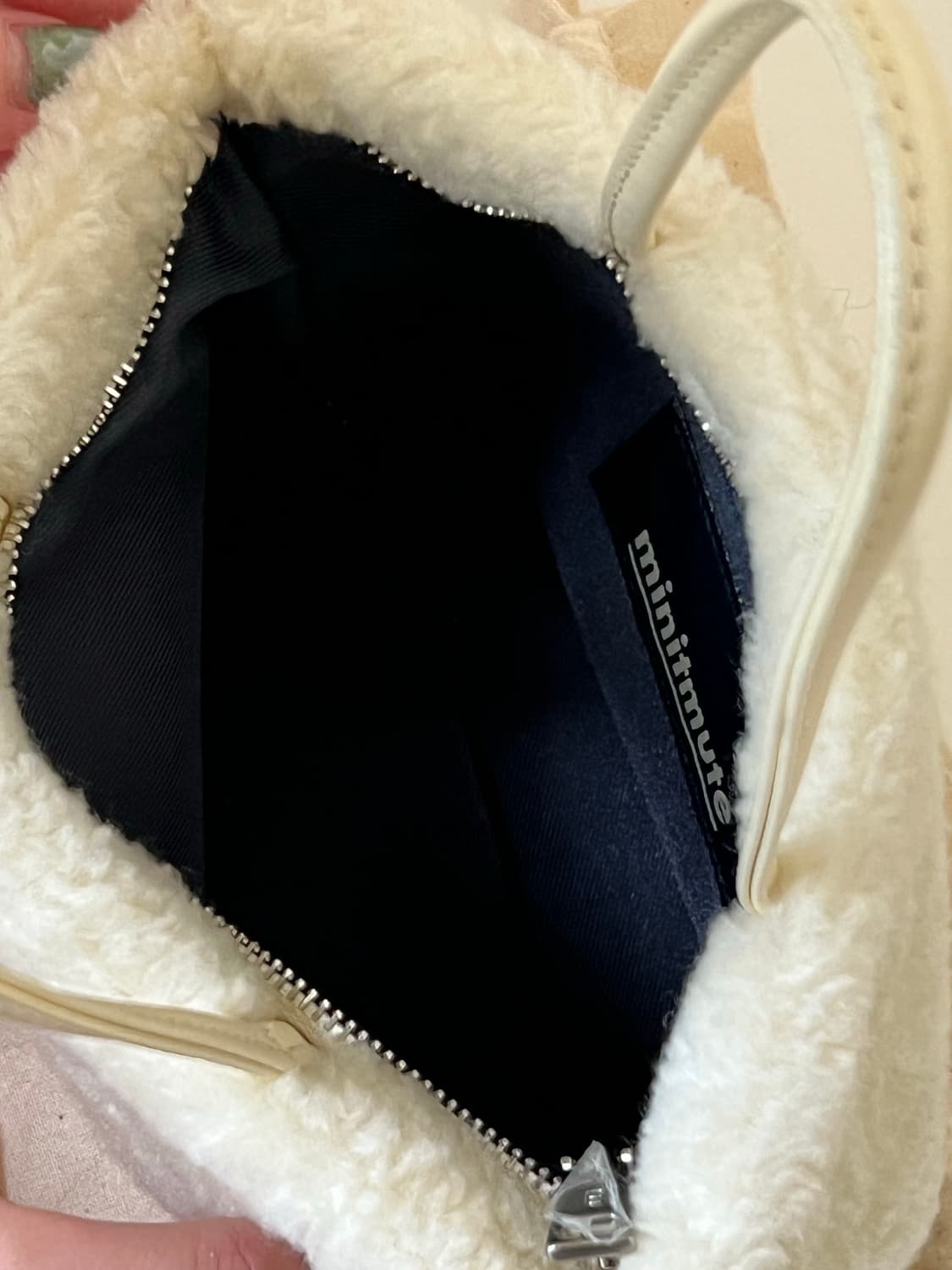 미닛뮤트 클로 미니 부클 백 상품이미지3