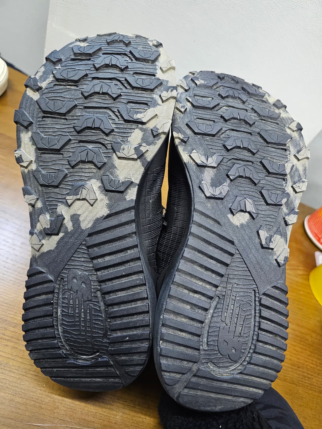 뉴발란스 Dynasoft Nitrel V4 트레일 런닝화 워킹화 상품이미지9