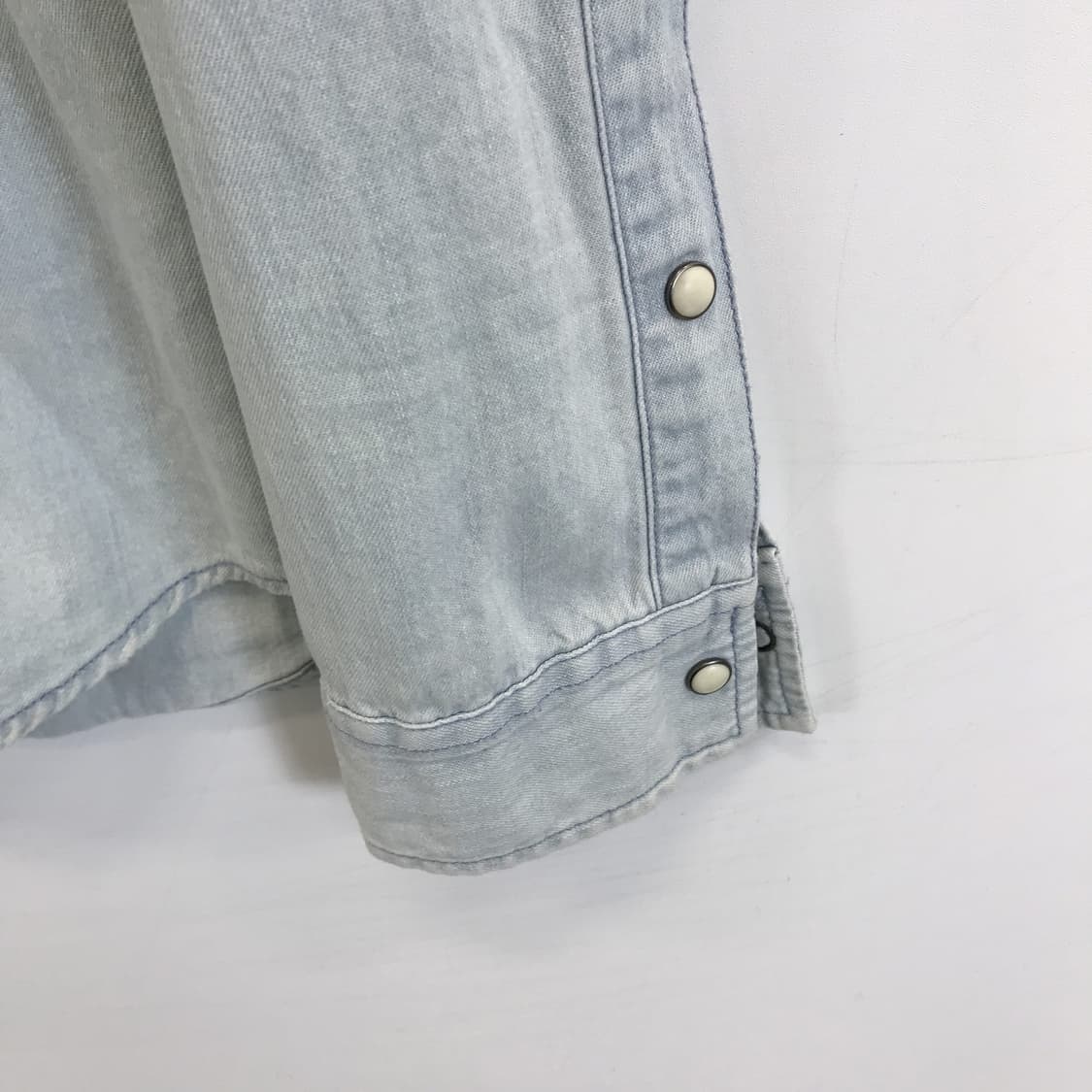 홀리스터 워시드 데님셔츠 [M] 상품이미지3