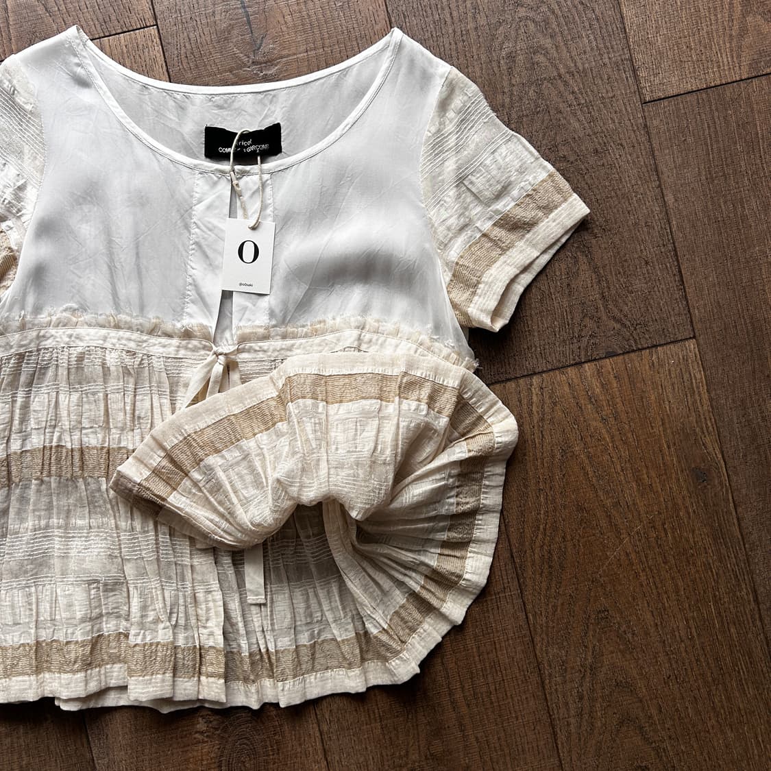 Shirring Docking Ribbon Blouse 상품이미지4