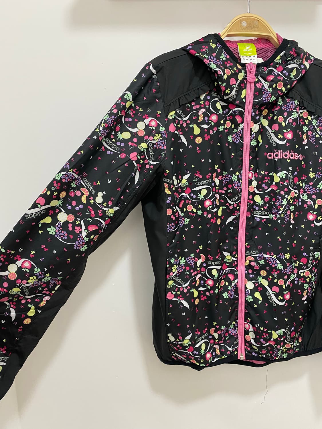 Vintage Adidas Floral Jacket 상품이미지3