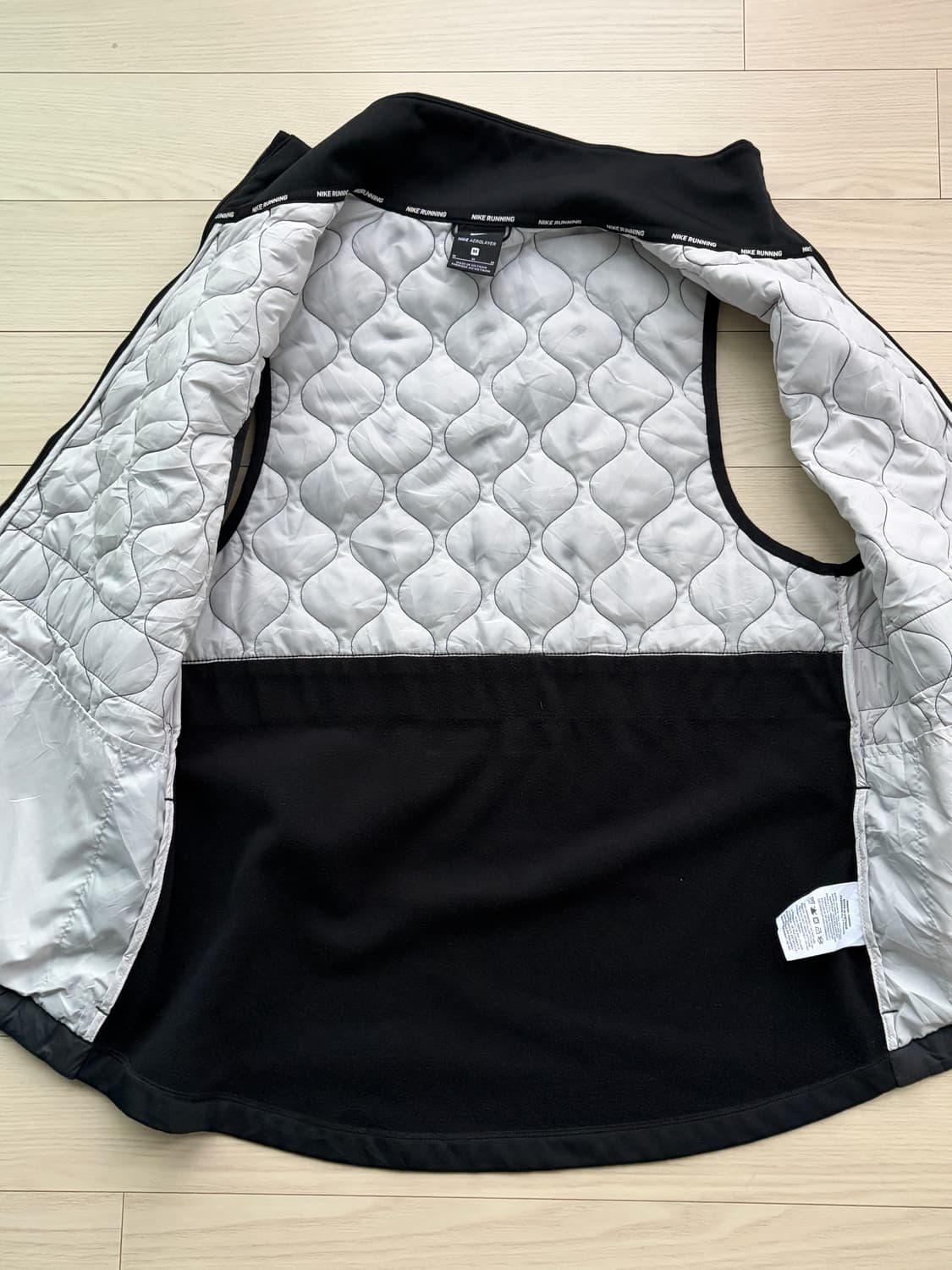 나이키 러닝 에어로레이어 베스트 조끼 M (100)  상품이미지5